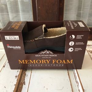 Memory Foam Mountain Ridge Shoe New In Box